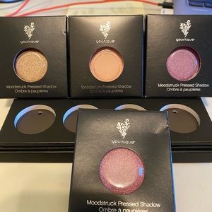 Pressed powder eyeshadow quad